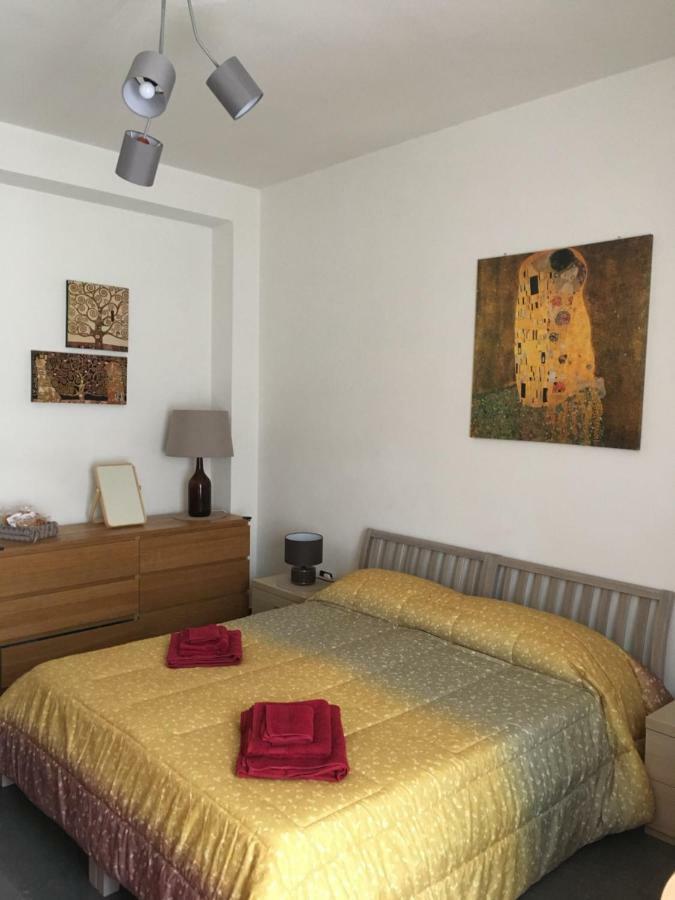 Hotel Blackboard House Bari Exterior foto